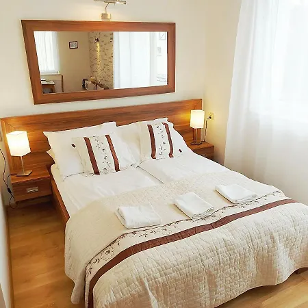 Homestay M A R I A *